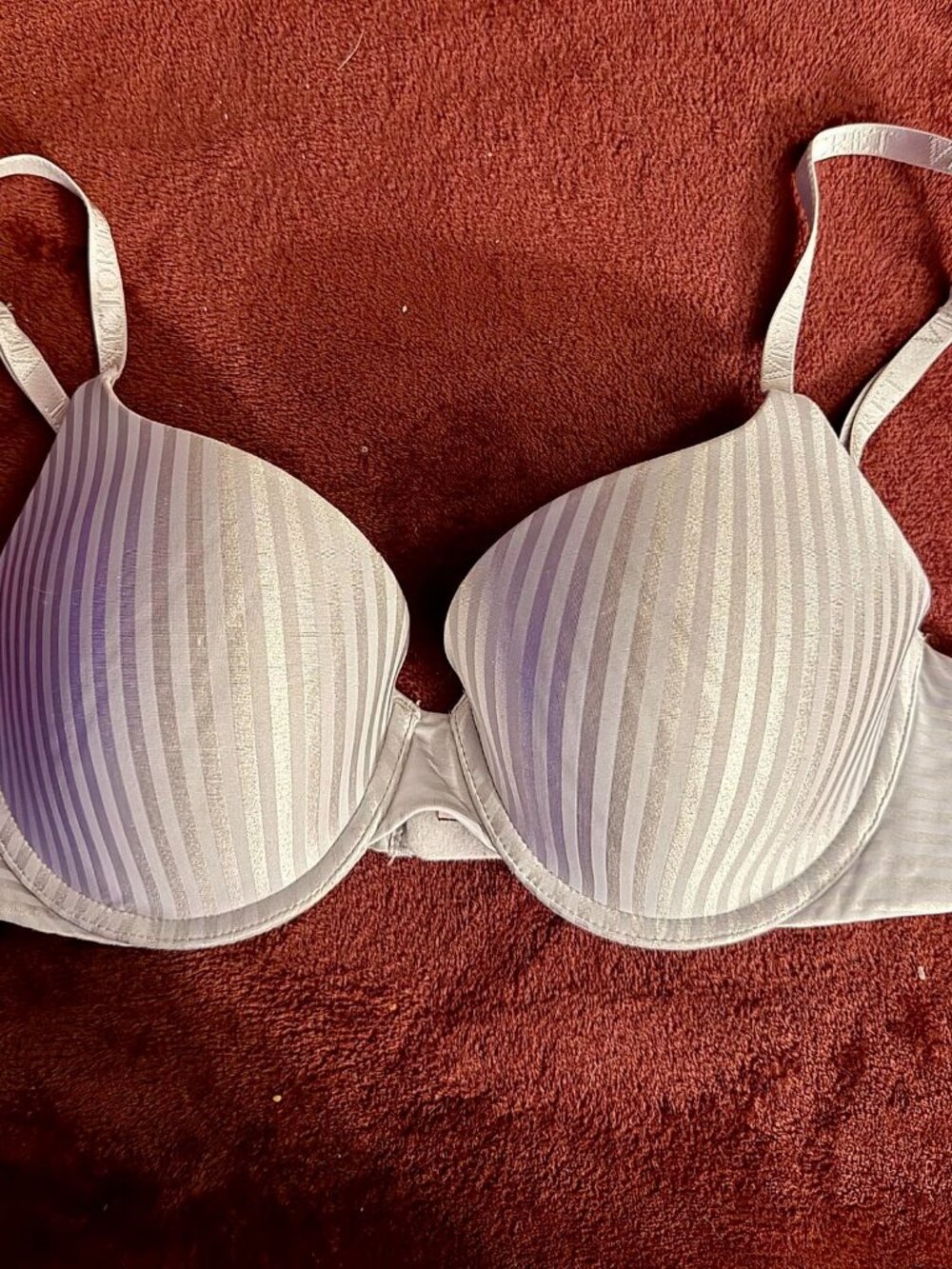 Victoria's Secret T-shirt Full Coverage Push-Up Bra Light Blue Stripe - 32D